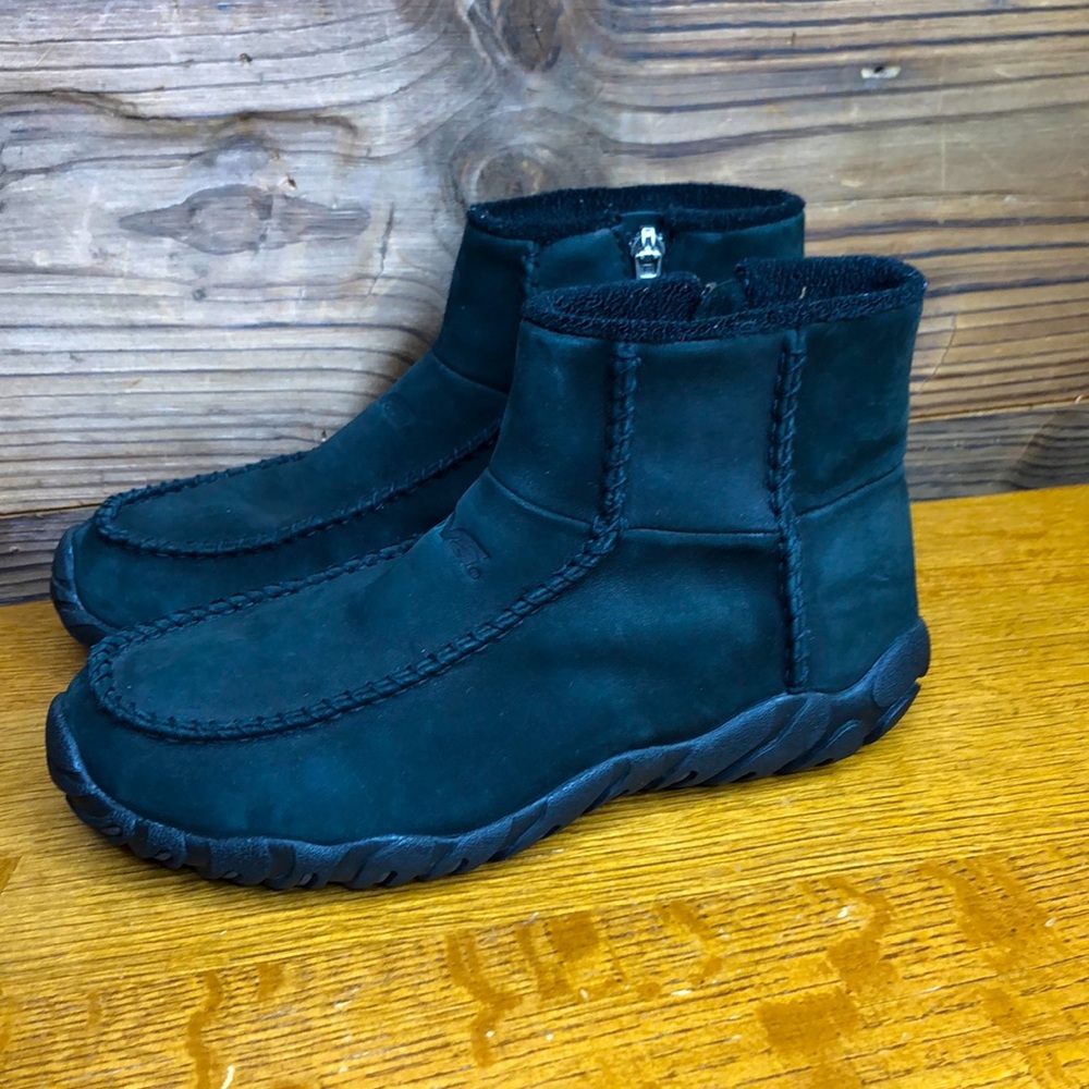 Teva woman’s ankle boot black - size 8